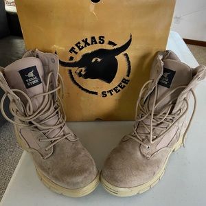 Men’s 9.5 Work Boots